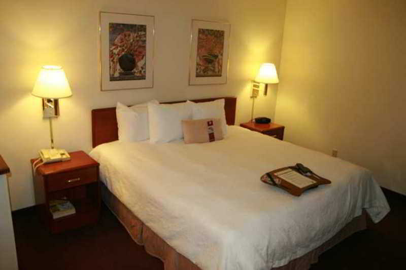 Hampton Inn Houston Willowbrook Mall Habitación foto